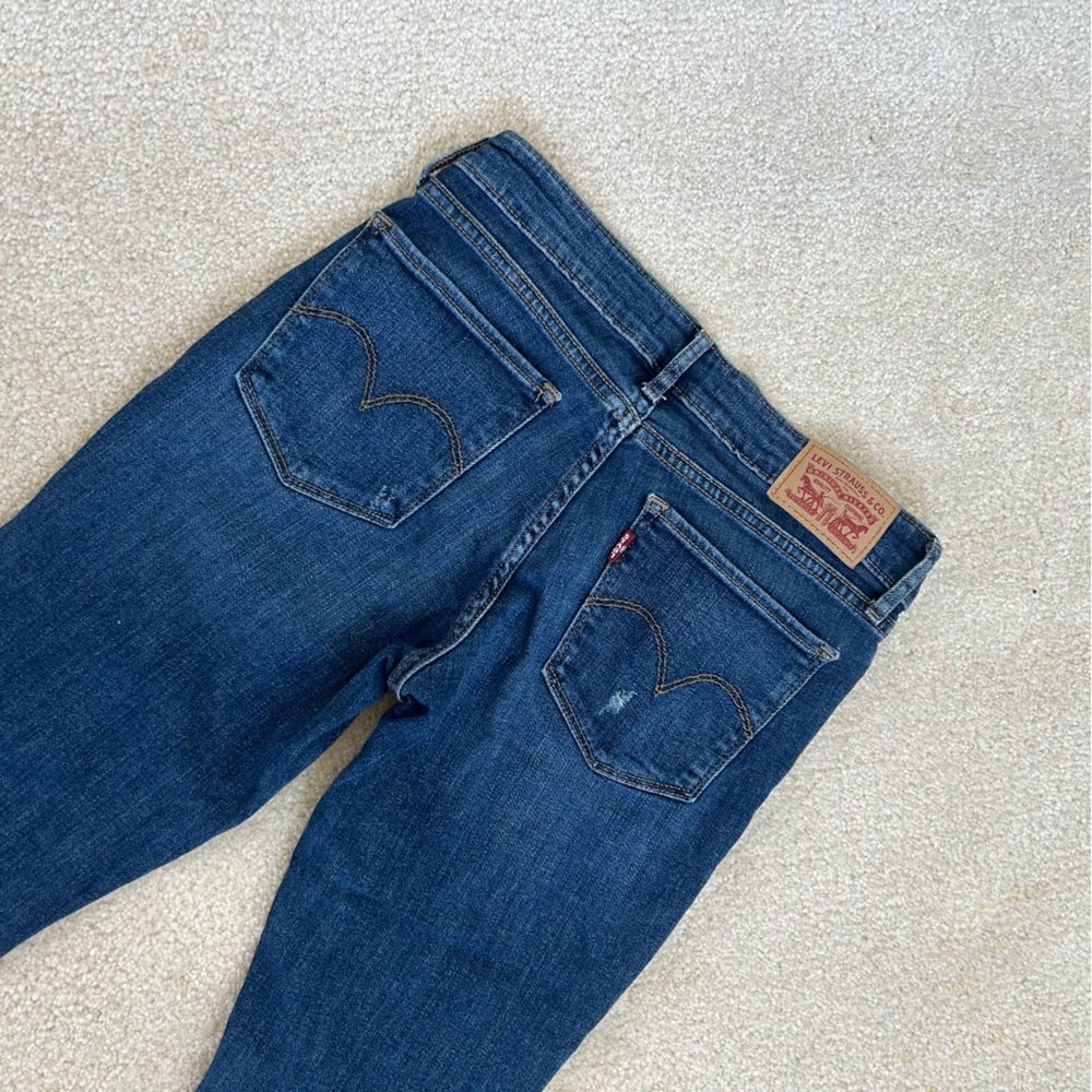 Levi’s Ripped Jeans - Picture 9 of 16